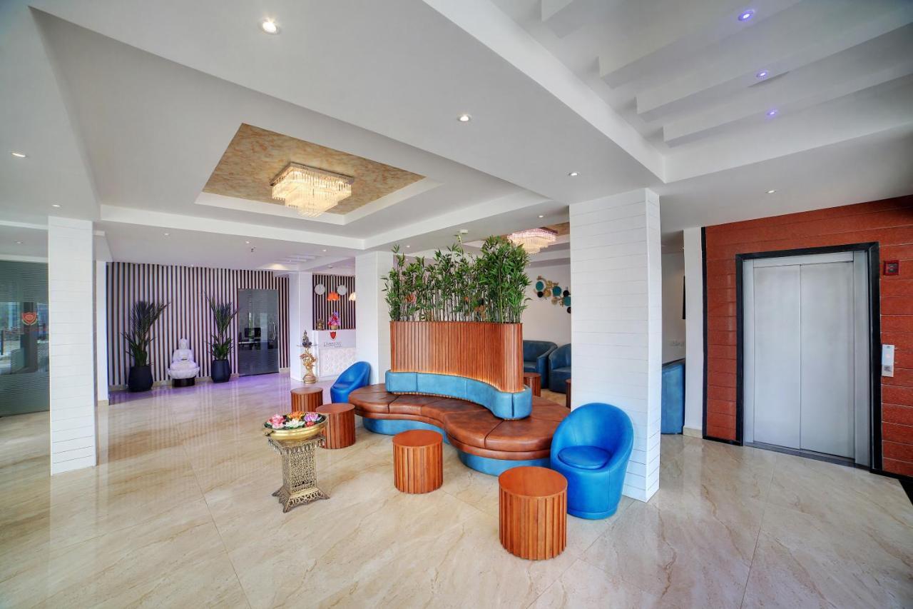The Liverpool Blue Hotels Bangalore Ngoại thất bức ảnh
