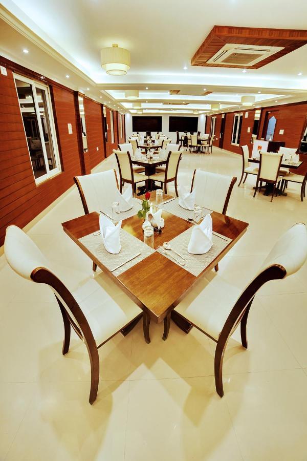 The Liverpool Blue Hotels Bangalore Ngoại thất bức ảnh