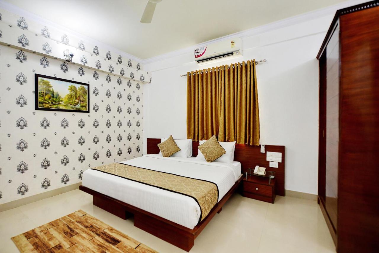 The Liverpool Blue Hotels Bangalore Ngoại thất bức ảnh