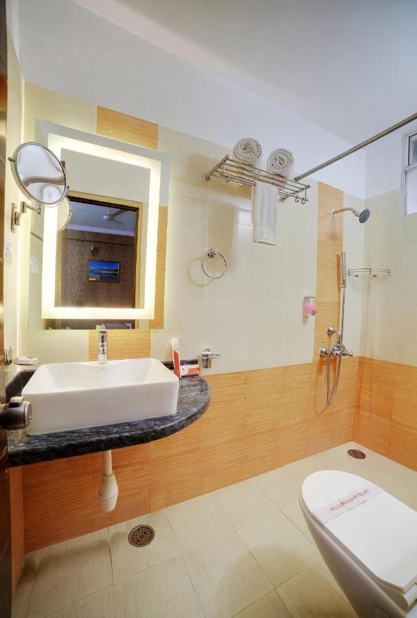 The Liverpool Blue Hotels Bangalore Ngoại thất bức ảnh